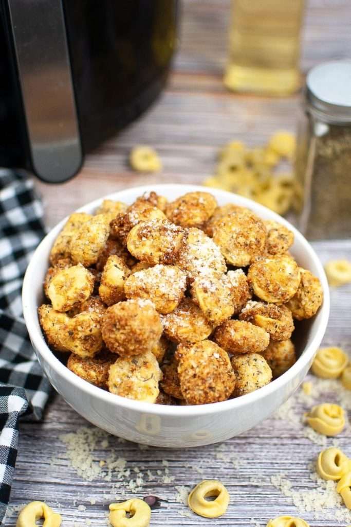 Cheesy And Crispy Air Fryer Tortellini for Galentine's Day Happy HourHappy Hour